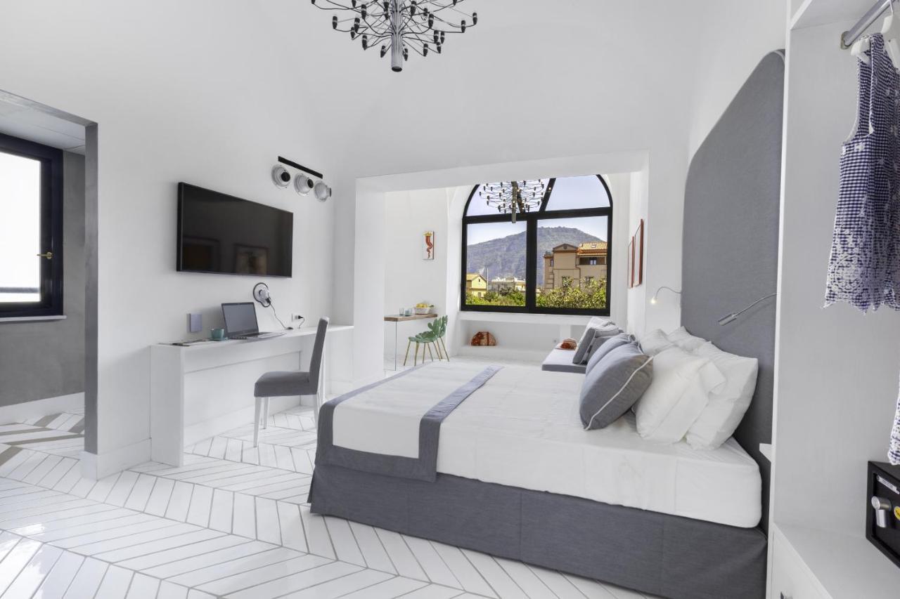 Estate4Home - Iommella Luxury Rooms Sant'Agnello Exterior photo